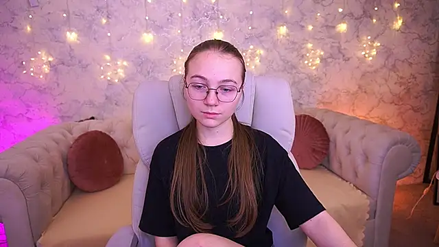 ArrinaWairr online show from 02/23/26, 08:48