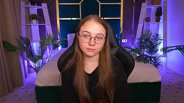 Snapshot of ArrinaWairr chatting on 10/28/25, 08:46 ArrinaWairr online show from 10/28/25, 08:46