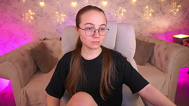 ArrinaWairr online show from 03/19/26, 07:30