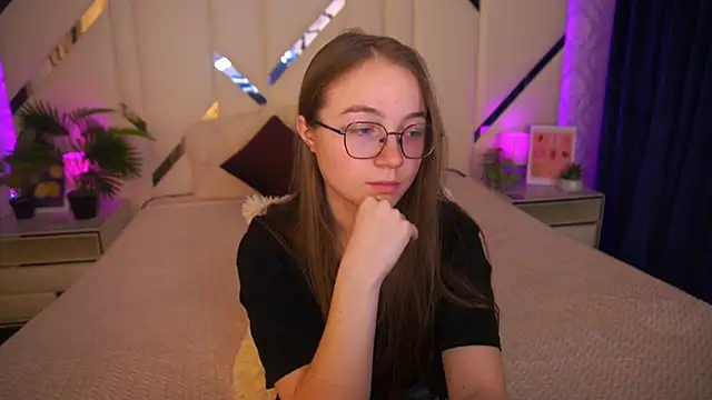 Snapshot of ArrinaWairr chatting on 11/14/25, 09:02 ArrinaWairr online show from 11/14/25, 09:02