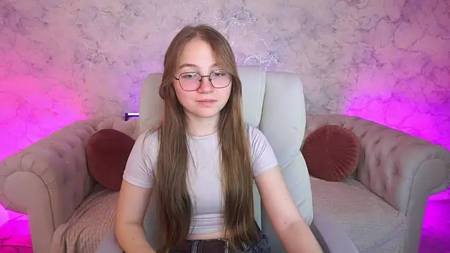 Snapshot of ArrinaWairr chatting on 11/28/25, 08:58 ArrinaWairr online show from 11/28/25, 08:58