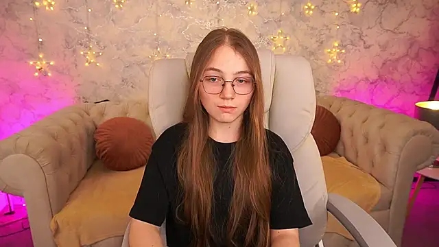 ArrinaWairr online show from 02/10/26, 09:19