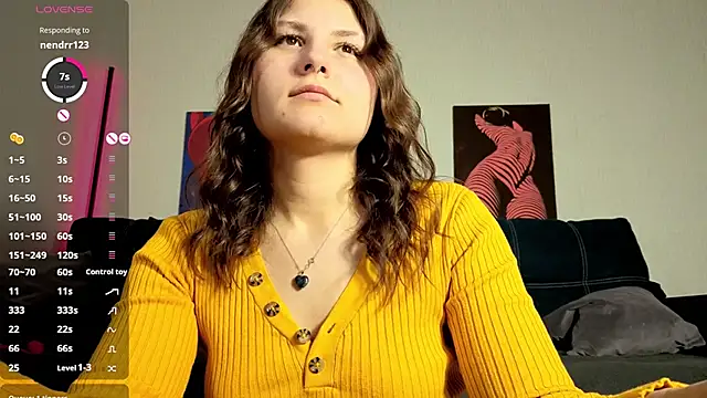 TrixiBell online show from 02/17/26, 05:27