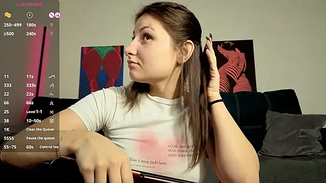 TrixiBell online show from 04/03/26, 04:52