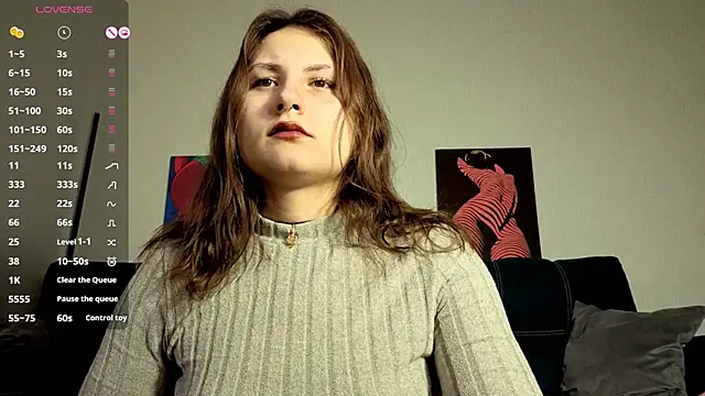 TrixiBell online show from 04/15/26, 04:18