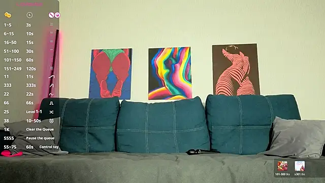 TrixiBell online show from 03/28/26, 04:02