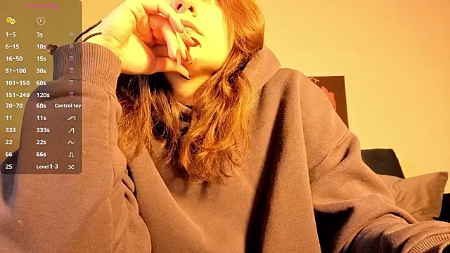 TrixiBell online show from 02/05/26, 05:25