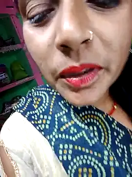 Cutreet online show from 09/19/25, 04:22