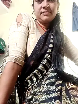 Cutreet online show from 09/17/25, 06:15