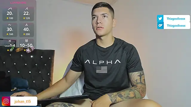 thiago oliveiraa online show from 10/10/25, 12:06