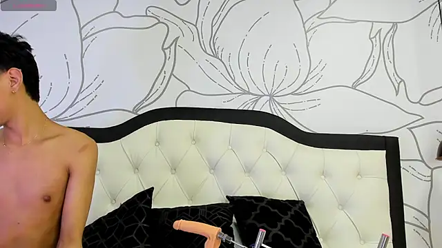 Jim twink online show from 11/01/25, 07:52