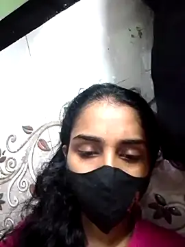 Snapshot of Zoya_G chatting on 09/25/25, 08:59 Zoya G online show from 09/25/25, 08:59