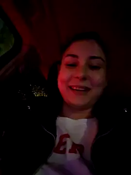 SaraViss20 online show from 11/19/25, 07:58