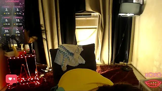Snapshot of precious_RoseDoll chatting on 10/08/25, 06:15 precious RoseDoll online show from 10/08/25, 06:15