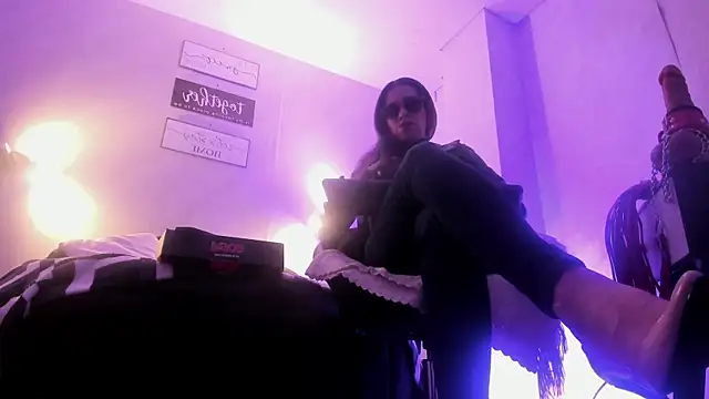 VidiaStons online show from 11/17/25, 06:23