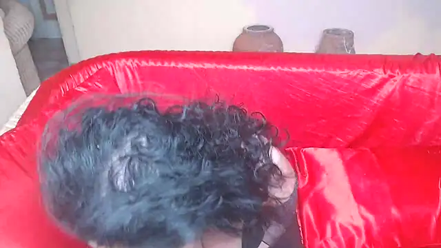 Ambra  online show from 11/18/25, 04:10