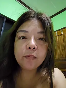 Snapshot of allesandra11 chatting on 12/18/25, 06:45 allesandra11 online show from 12/18/25, 06:45