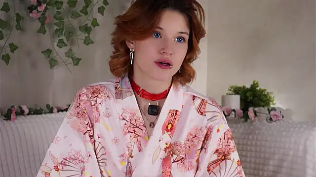 BlytheBenny online show from 11/01/25, 12:39