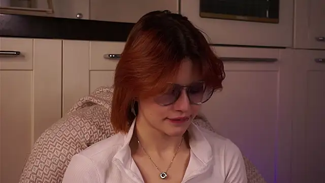 BlytheBenny online show from 10/03/25, 01:09