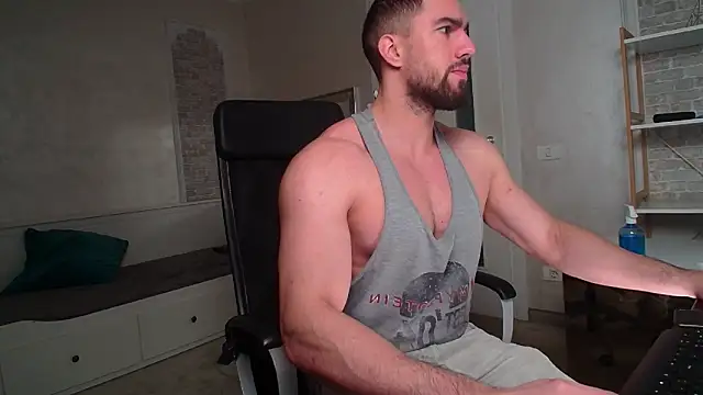 IvanHydee online show from 01/11/26, 05:47