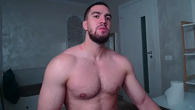 Snapshot of IvanHydee chatting on 10/21/25, 04:45 IvanHydee online show from 10/21/25, 04:45