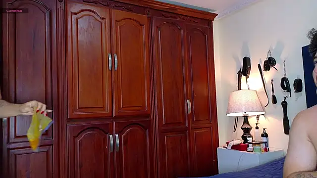 RoxyandAron2 online show from 04/19/26, 12:28