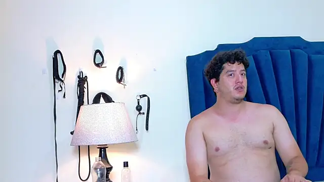 RoxyandAron2 online show from 04/01/26, 01:41