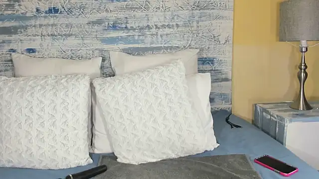 Jess555 online show from 12/17/25, 08:19