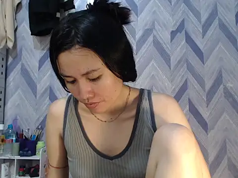 UrKitty lover18 online show from 02/23/26, 07:14