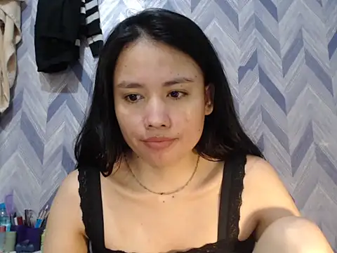 UrKitty lover18 online show from 02/22/26, 09:49