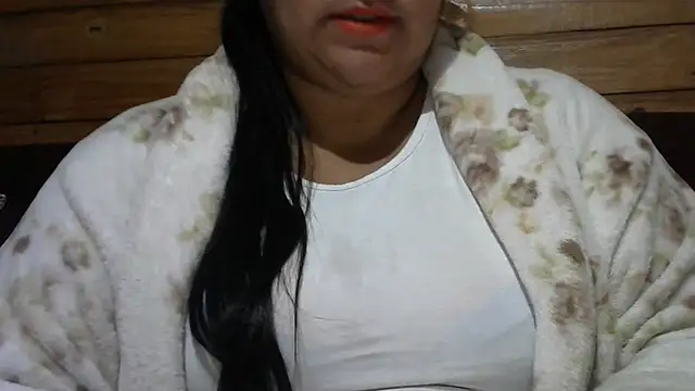 Snapshot of MARRENTINHA34 chatting on 07/12/26, 02:51 MARRENTINHA34 online show from 07/12/26, 02:51