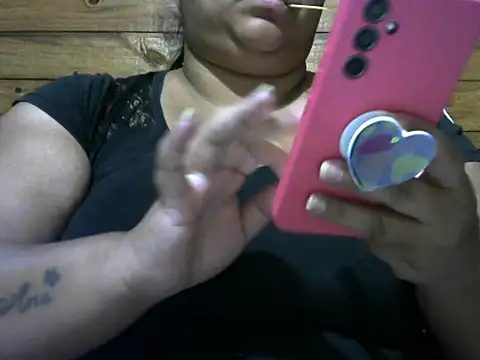 MARRENTINHA34 online show from 10/21/25, 04:39