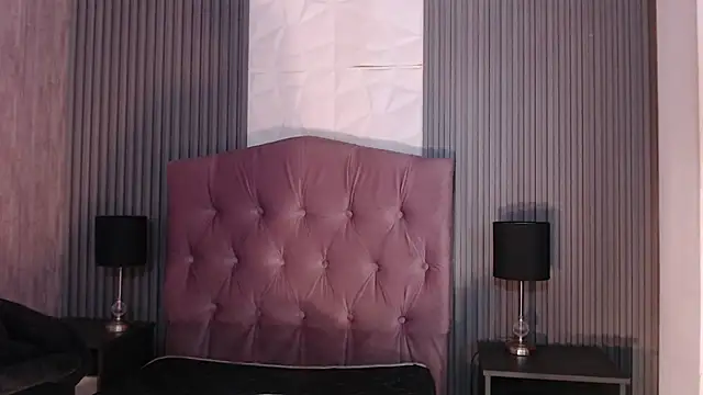 Bonnali lune online show from 02/14/26, 09:48