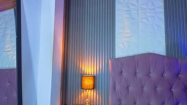 Bonnali lune online show from 03/19/26, 07:36