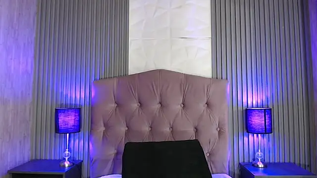 Bonnali lune online show from 03/01/26, 04:12