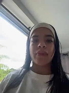 JuanitaMore01 online show from 05/24/26, 08:31