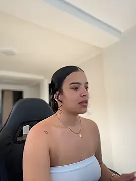 JuanitaMore01 online show from 03/15/26, 08:38