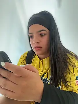 JuanitaMore01 online show from 05/22/26, 08:18