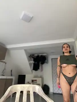 JuanitaMore01 online show from 11/08/25, 08:23