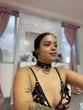 JuanitaMore01 online show from 02/06/26, 10:50