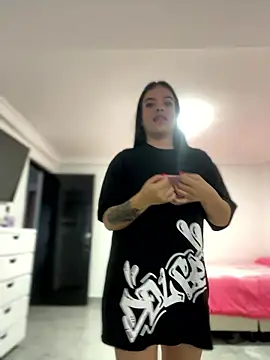 JuanitaMore01 online show from 01/15/26, 08:23