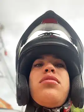 JuanitaMore01 online show from 02/12/26, 09:47