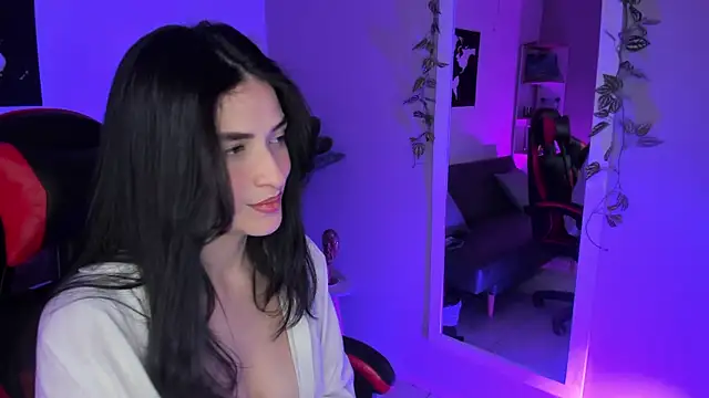 Snapshot of ZoeValencia1 chatting on 09/21/25, 03:50 ZoeValencia1 online show from 09/21/25, 03:50