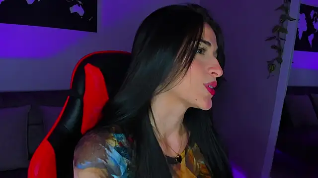 ZoeValencia1 online show from 05/04/26, 12:30