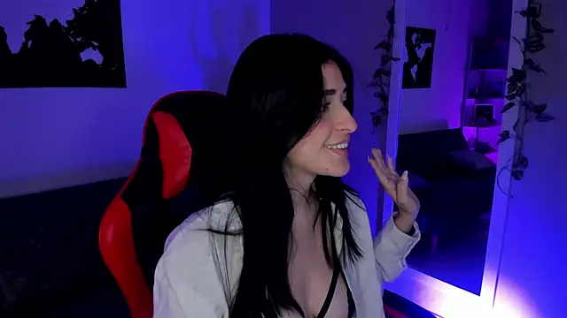 Snapshot of ZoeValencia1 chatting on 09/19/25, 12:20 ZoeValencia1 online show from 09/19/25, 12:20