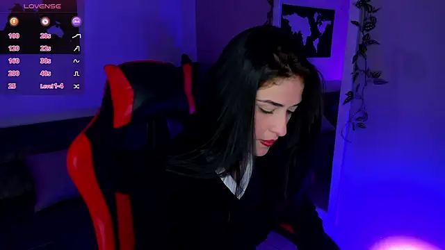 Snapshot of ZoeValencia1 chatting on 11/10/25, 11:59 ZoeValencia1 online show from 11/10/25, 11:59