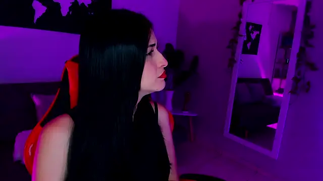 Snapshot of ZoeValencia1 chatting on 02/24/26, 12:17 ZoeValencia1 online show from 02/24/26, 12:17