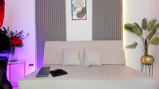 Saraakushh online show from 10/17/25, 12:29