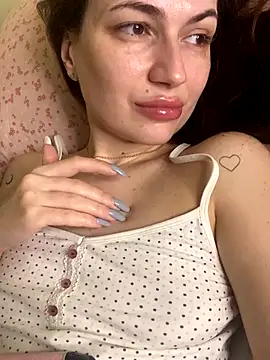 Cute Erika online show from 11/26/25, 10:48