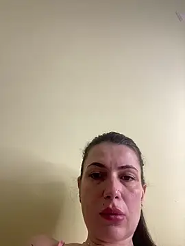 Cute Erika online show from 11/19/25, 10:15